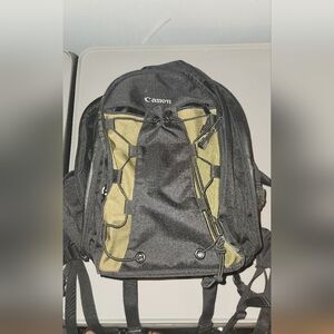 Canon Deluxe Camera Bag Large Compartment Backpack